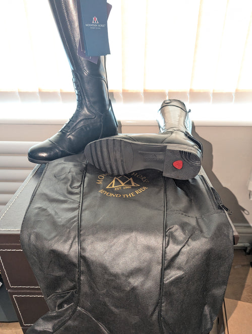 Mountain Horse Sovereign High Rider